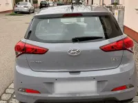 Gebraucht Hyundai i20 Trend 84 PS (61 kW) 2016 Grau Kleinwagen