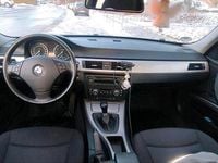 Gebraucht BMW 318 143 PS (105 kW) 2008 Grau Limousine