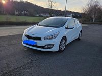 Gebraucht Kia Ceed Spirit 135 PS (99 kW) 2013 Weiß Kleinwagen