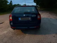 Usado Skoda Octavia 105 CV (77 kW) 2013 Azul Familiar