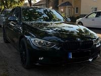 Gebraucht BMW 320 184 PS (135 kW) 2012 Schwarz Limousine