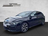 Second-hand VW Golf VIII R-line 150 CP (110 kW) 2023 Negru Berlinǎ