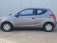 gebraucht Hyundai i20 1.2 Fifa World Cup Edition*INSP. NEU/SEHR SAUBER*