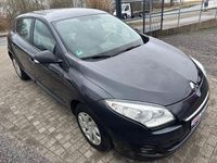 Gebraucht Renault Mégane 101 PS (74 kW) 2012 Grau Limousine