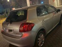Gebraucht Toyota Auris 124 PS (91 kW) 2008 Silber Kleinwagen