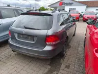 Gebraucht VW Golf VII Trendline 140 PS (102 kW) 2013 Platinum grey metallic (metallic) Kombi
