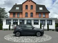 Gebraucht Hyundai Kona Trend 100 kW (136 PS) 2022 Dark knight / phantom black ro SUV