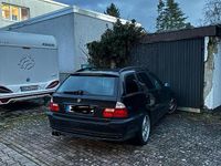 Gebraucht BMW 318 Basis 143 PS (105 kW) 2004 Schwarz Kombi