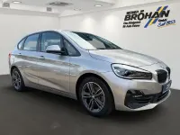 Gebraucht BMW 220 Sport Line 178 PS (130 kW) 2020 Kaschmirsilber metallic Kombi