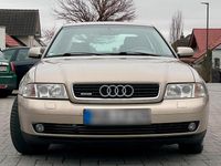 Gebraucht Audi A4 193 PS (141 kW) 2000 Gold Limousine