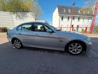 Second-hand BMW 325 218 CP (160 kW) 2005 Argintiu Berlinǎ