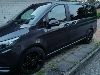 Gebraucht Mercedes V300 Avantgarde Edition 237 PS (174 kW) 2022 Grau Van / Kleinbus