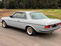 Gebraucht Mercedes 280 185 PS (136 kW) 1983 Silber Coupé