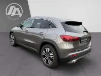 Gebraucht Mercedes GLA220 Progressive 190 PS (139 kW) 2024 Mountaingrau SUV