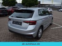 gebraucht Skoda Fabia Ambition 1.0 TSI Wireless Smart L. Kam Alu