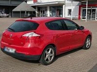 Second-hand Renault Mégane 101 CP (74 kW) 2012 Roșu Berlinǎ