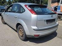 Gebraucht Ford Focus Fun X 101 PS (74 kW) 2008 Silber Limousine