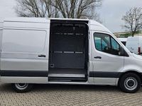 Gebraucht Mercedes Sprinter 150 PS (110 kW) 2022 Silber Van