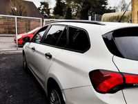 Gebraucht Fiat Tipo 95 PS (69 kW) 2017 Weiß Kleinwagen