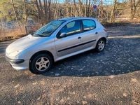 Gebraucht Peugeot 206 75 PS (55 kW) 2008 Grau Kleinwagen