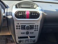 Second-hand Opel Corsa 80 CP (58 kW) 2006 Hatchback