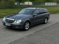Gebraucht Mercedes E220 170 PS (125 kW) 2007 Grau Kombi