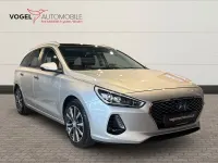 Gebraucht Hyundai i30 Premium 140 PS (102 kW) 2018 Silber Kombi