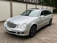 Gebraucht Mercedes E500 Elegance 387 PS (284 kW) 2006 Silber Kombi