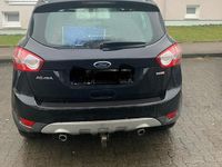 Gebraucht Ford Kuga 140 PS (102 kW) 2010 Schwarz SUV