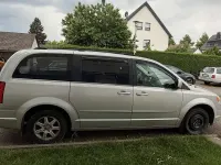 Gebraucht Chrysler Town & Country Touring 354 PS (260 kW) 2008 Silber Van / Kleinbus