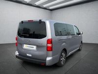 Gebraucht Toyota Proace Verso Team 177 PS (130 kW) 2025 Silber Kombi