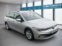 Gebraucht VW Golf VIII Life 110 PS (80 kW) 2023 Silber Kombi