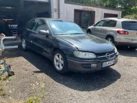 Gebraucht Opel Omega 116 PS (85 kW) 2000 Grün Limousine