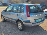 Gebraucht Ford Fusion 101 PS (74 kW) 2006 Blau Kleinwagen