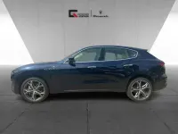 Gebraucht Maserati Levante 430 PS (316 kW) 2022 Dunkelblau SUV