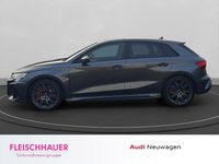 Gebraucht Audi RS3 Comfort 400 PS (294 kW) 2025 Rot Limousine