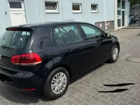 Gebraucht VW Golf VI Comfortline 105 PS (77 kW) 2011 Schwarz Kleinwagen