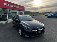 Gebraucht Kia Ceed Comfort 140 PS (102 kW) 2024 Schwarz Kleinwagen