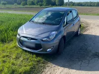 Gebraucht Hyundai ix20 Edition 90 PS (66 kW) 2014 Grau Kleinwagen