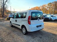 Gebraucht Opel Combo Edition 95 PS (69 kW) 2012 Polar white Van / Kleinbus