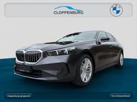 Neu BMW 520 Sport Line 197 PS (144 kW) 2025 Grau Limousine
