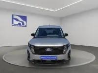 Gebraucht Ford Tourneo Courier Trend 125 PS (91 kW) 2024 Silber Van / Kleinbus