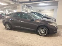 Gebraucht Renault Mégane GrandTour 130 PS (95 kW) 2011 Braun Kombi