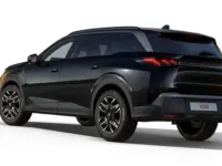 Neu Peugeot 5008 GT 145 PS (106 kW) 2026 Perla nera schwarz metallic SUV