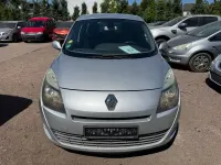 Gebraucht Renault Scénic III Dynamique 150 PS (110 kW) 2010 Silber Van / Kleinbus