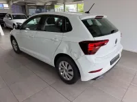 Gebraucht VW Polo Life 80 PS (58 kW) 2024 Weiß Kleinwagen