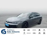 Gebraucht VW Passat R-line 150 PS (110 kW) 2025 Grau Kombi