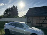 Gebraucht Mercedes C180 143 PS (105 kW) 2005 Silber Coupé