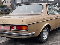Gebraucht Mercedes 230 136 PS (100 kW) 1980 Coupé