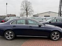 Usata Mercedes E220 194 CV (142 kW) 2017 Blu Berlina